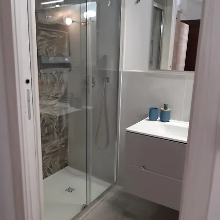 לינה וארוחת בוקר Mare&vancanze 3*